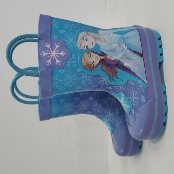 Disney Frozen 2 rain boots size 5/6 - Picture 2 of 6